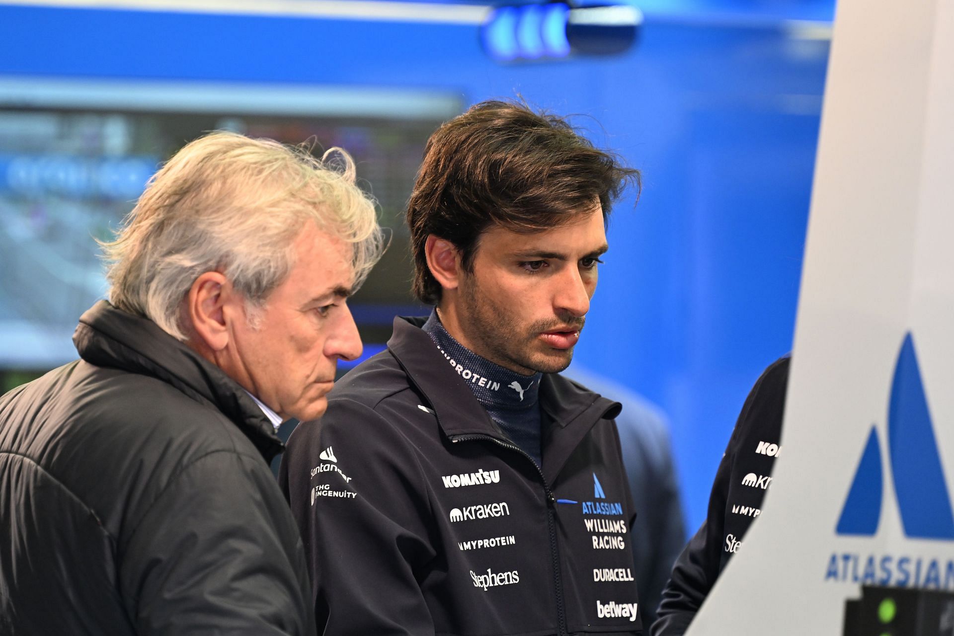 Carlos Sainz Sr. & Jr. during pre-season testing in Bahrain - Source: Getty